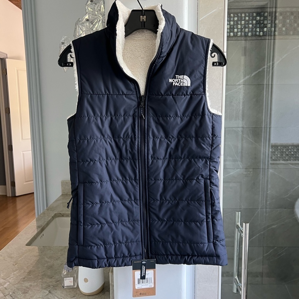 THE NORTH FACE Mossbud Insulated Reversible Vest - Picture 4 of 12